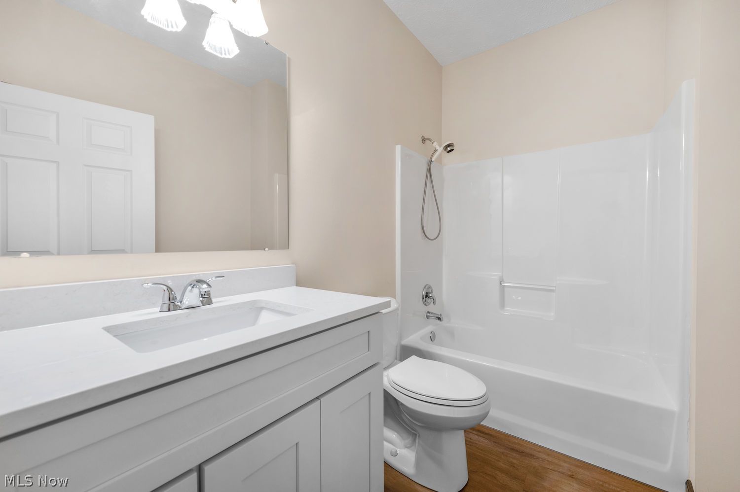 2442 Halifax Court Avon OH 44011