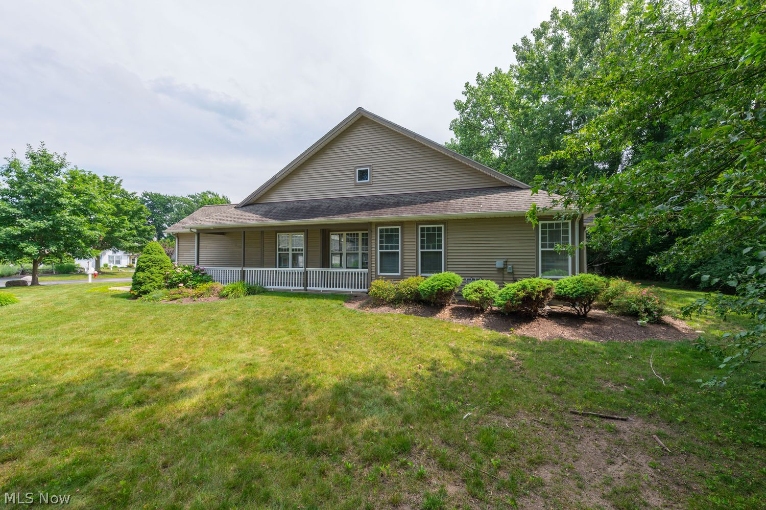 2442 Halifax Court Avon OH 44011