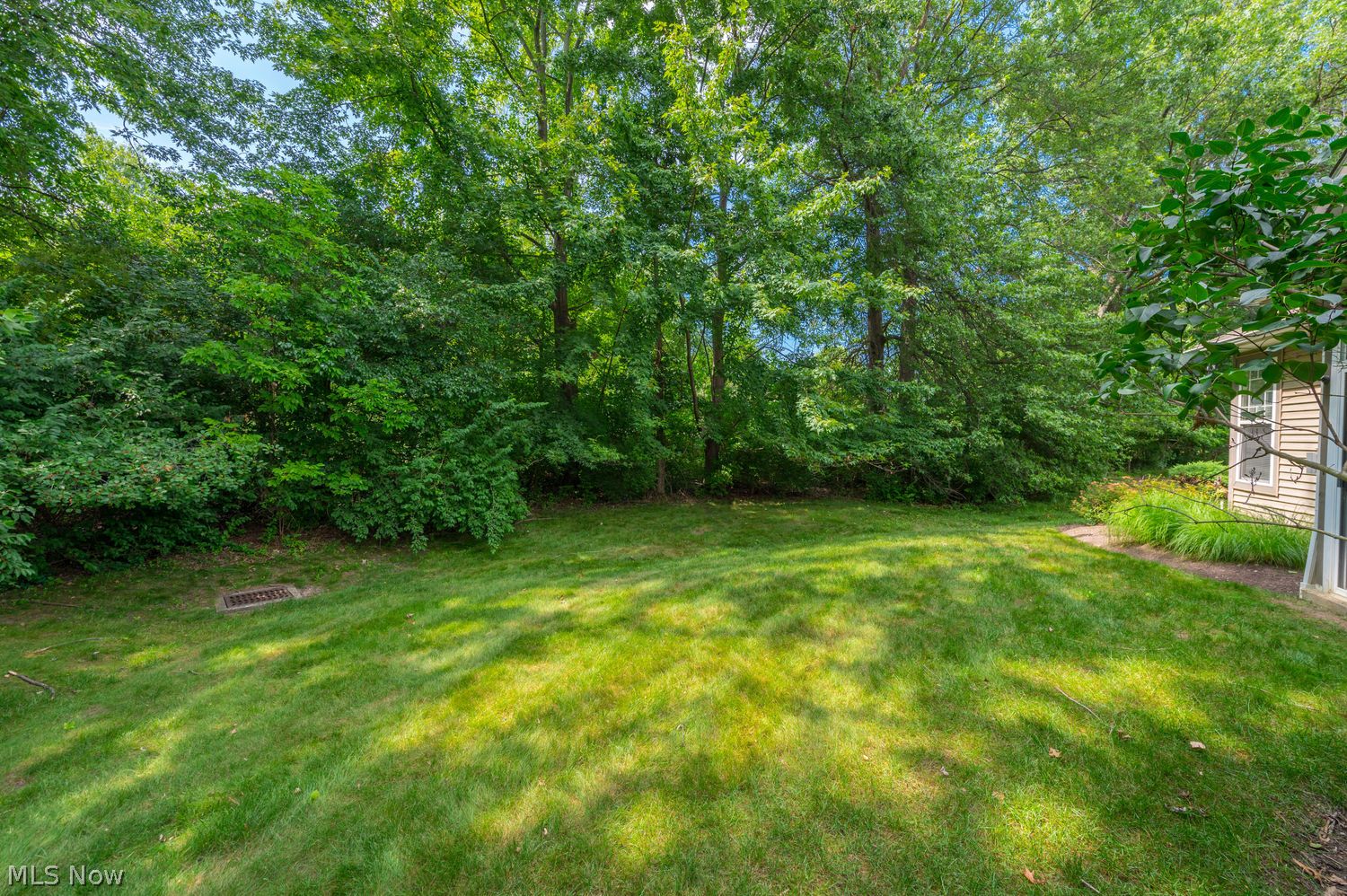 2442 Halifax Court Avon OH 44011