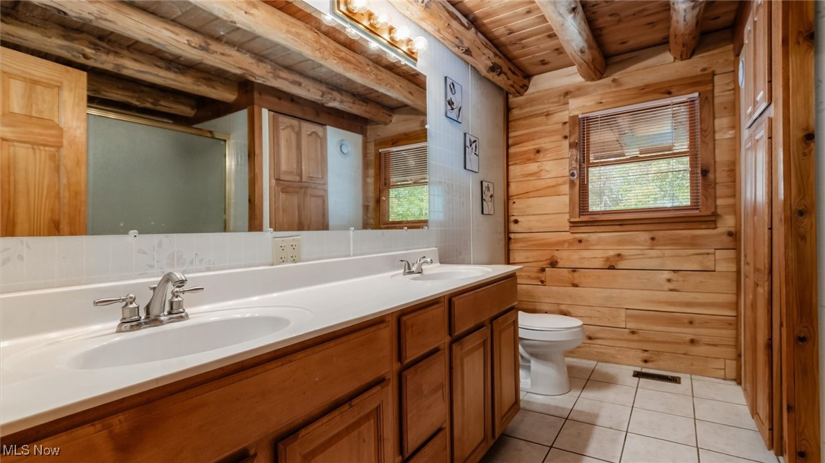 6495 Township Road 293 SE Corning OH 43730
