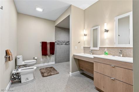 2660 S Medina Line Road Wadsworth OH 44281