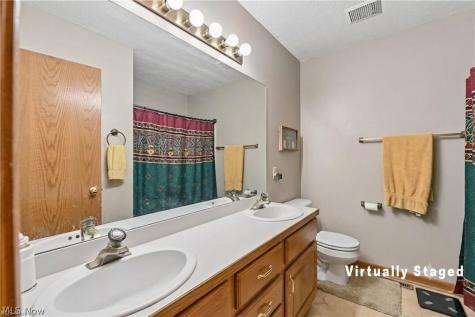 2660 S Medina Line Road Wadsworth OH 44281