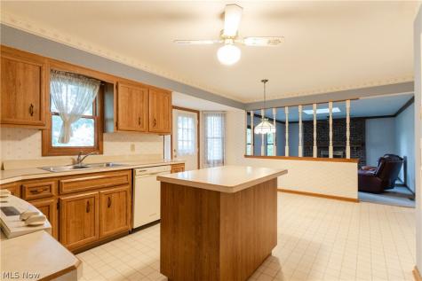 3412 Saint Andrews Drive Parma OH 44134