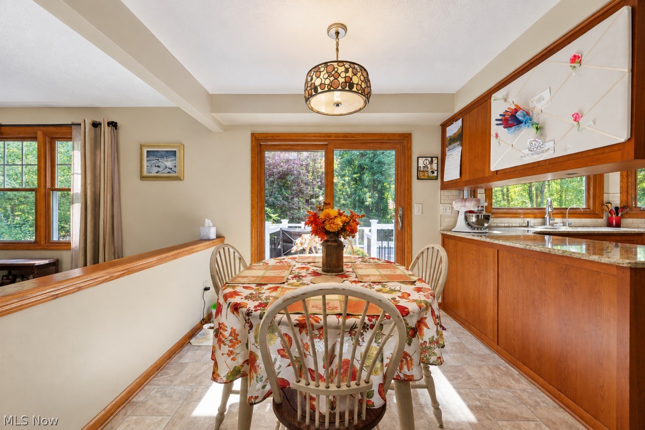 4746 Wildflower Drive North Canton OH 44720