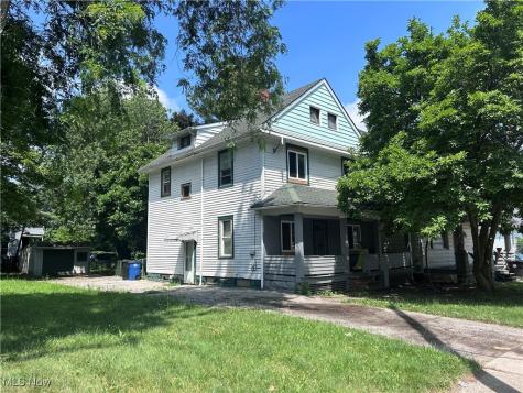 3952 E 74th Street Cleveland OH 44105