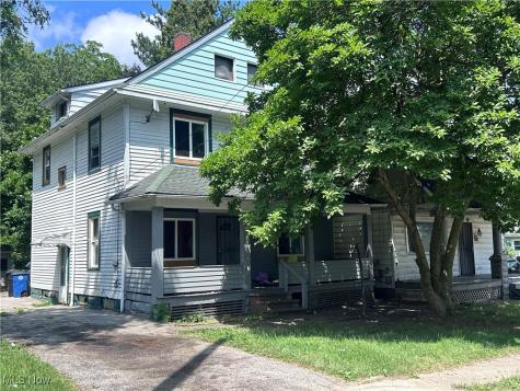 3952 E 74th Street Cleveland OH 44105