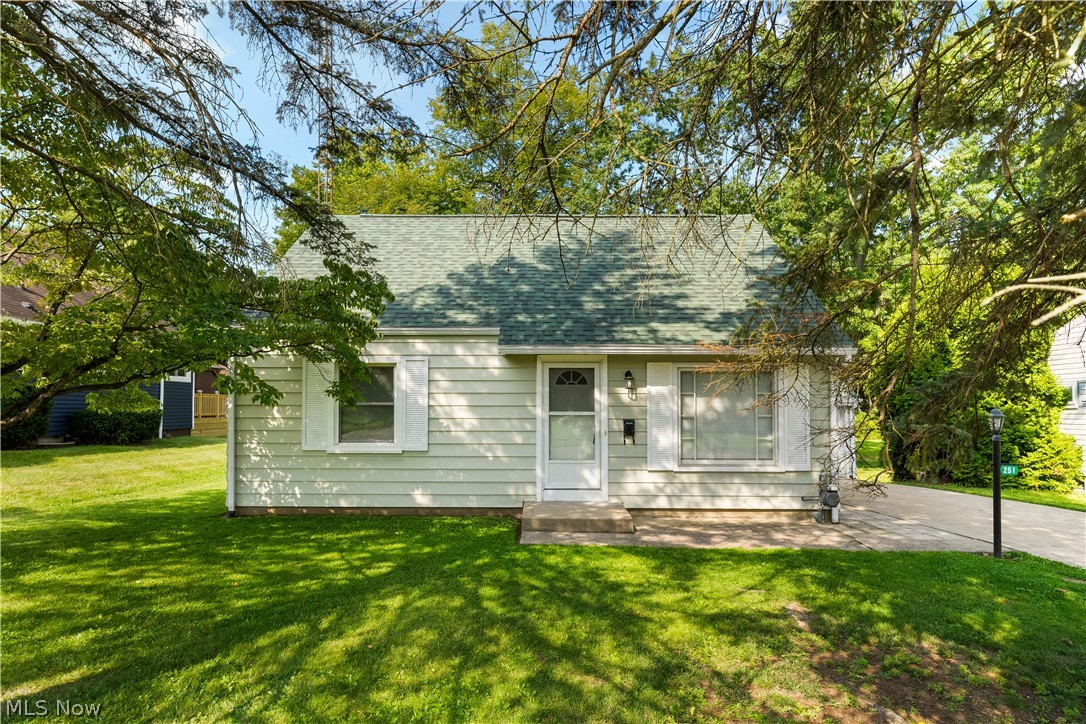251 Bonnieview Avenue Alliance OH 44601