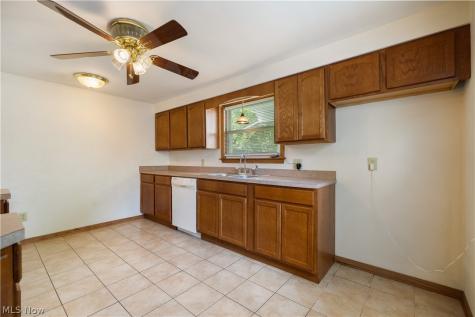 251 Bonnieview Avenue Alliance OH 44601