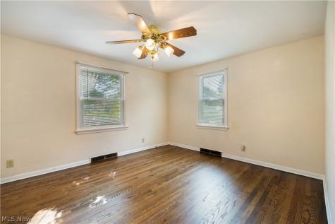 251 Bonnieview Avenue Alliance OH 44601