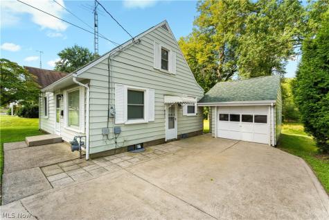 251 Bonnieview Avenue Alliance OH 44601