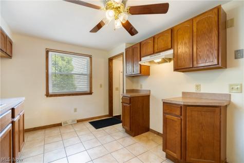 251 Bonnieview Avenue Alliance OH 44601