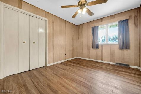 100 E Decker Drive Seven Hills OH 44131