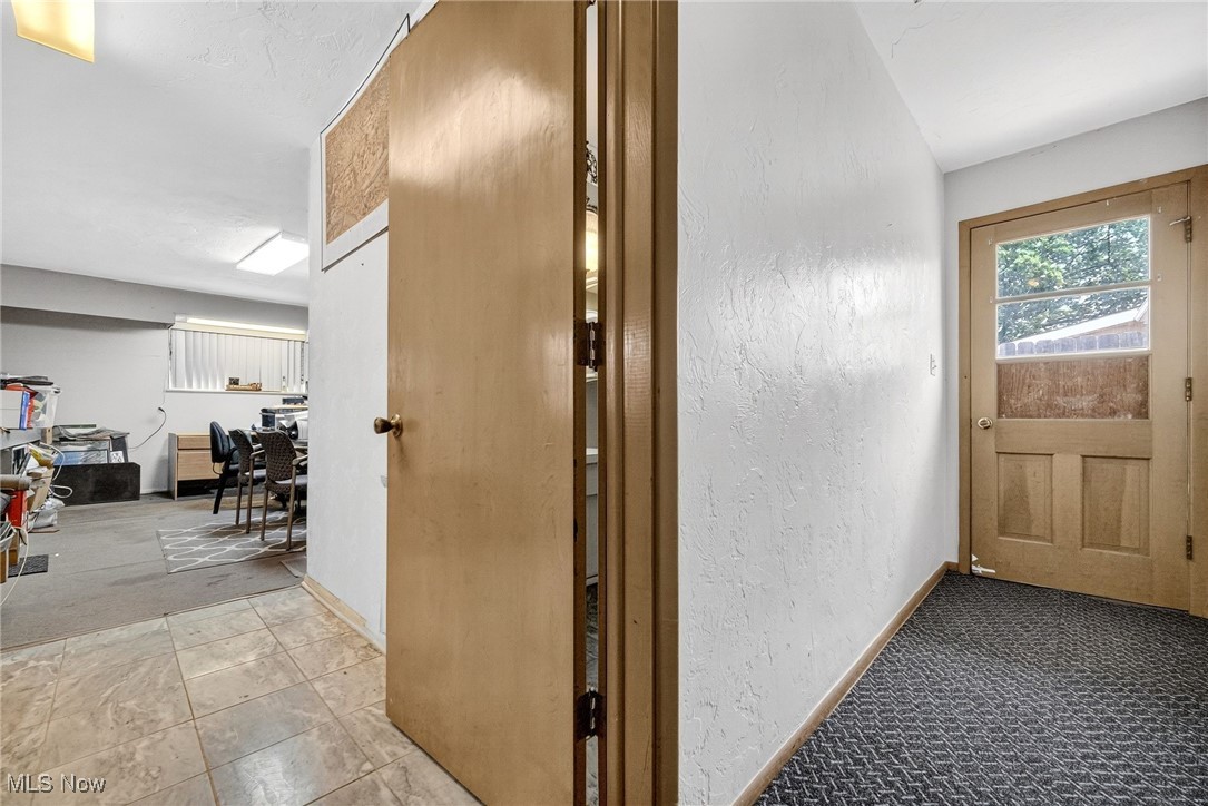 100 E Decker Drive Seven Hills OH 44131