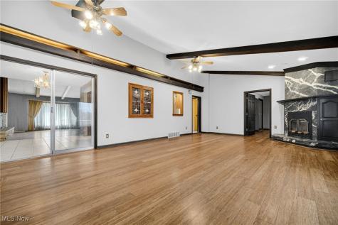 100 E Decker Drive Seven Hills OH 44131
