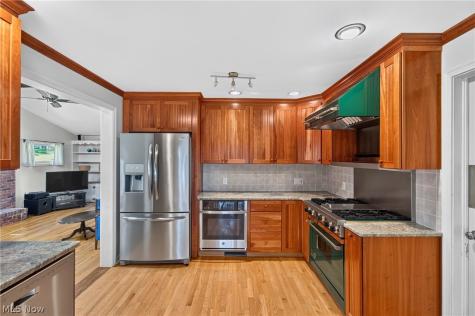 5630 N Island Drive NW Canton OH 44718