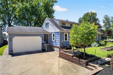 5630 N Island Drive NW Canton OH 44718