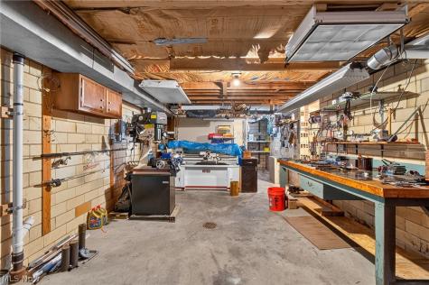 5630 N Island Drive NW Canton OH 44718