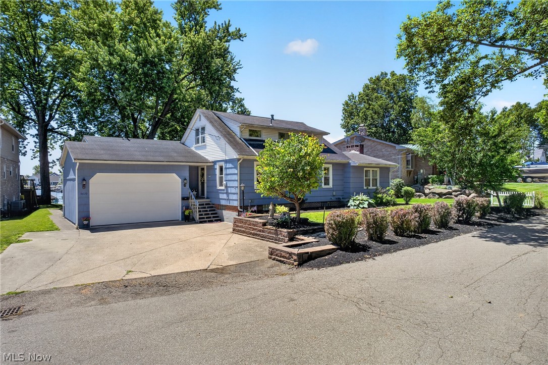 5630 N Island Drive NW Canton OH 44718