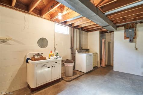 257 Fairview Avenue Doylestown OH 44230