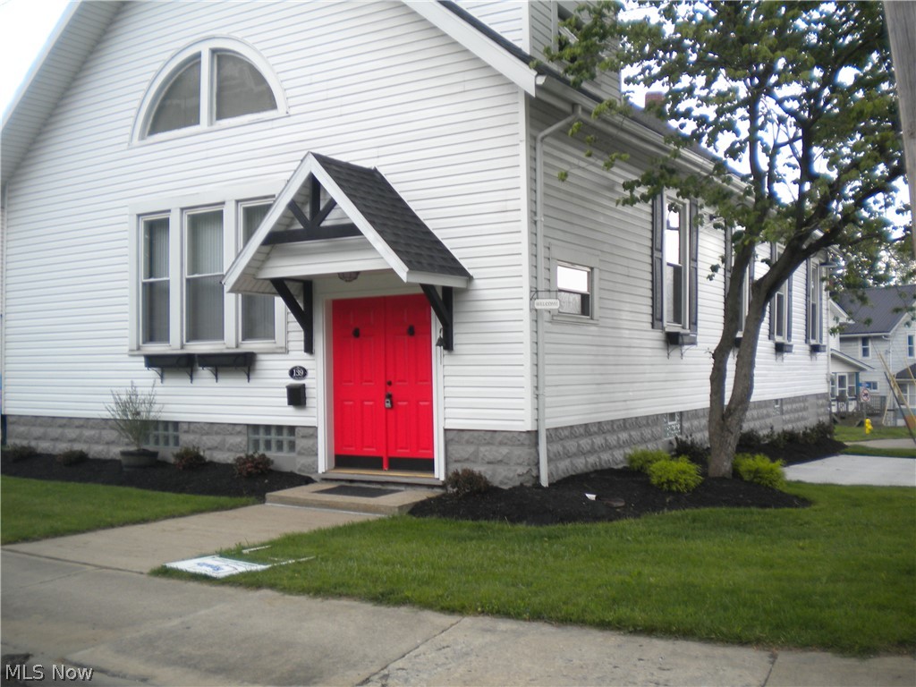 139 W State Street Barberton OH 44203