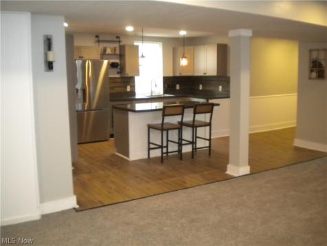 139 W State Street Barberton OH 44203