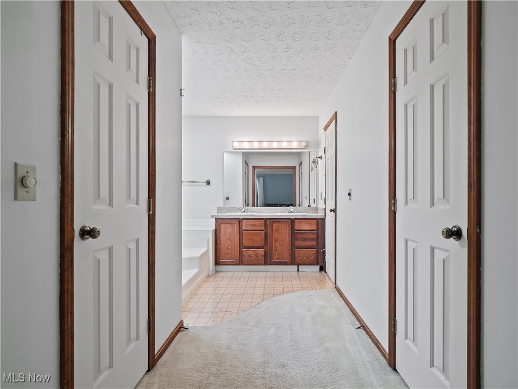 34790 Timberview Drive Avon OH 44011