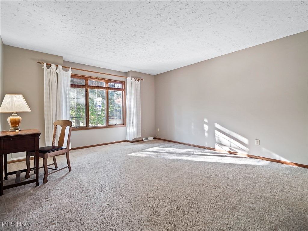 34790 Timberview Drive Avon OH 44011