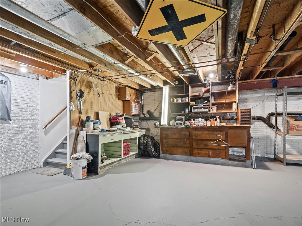 34790 Timberview Drive Avon OH 44011