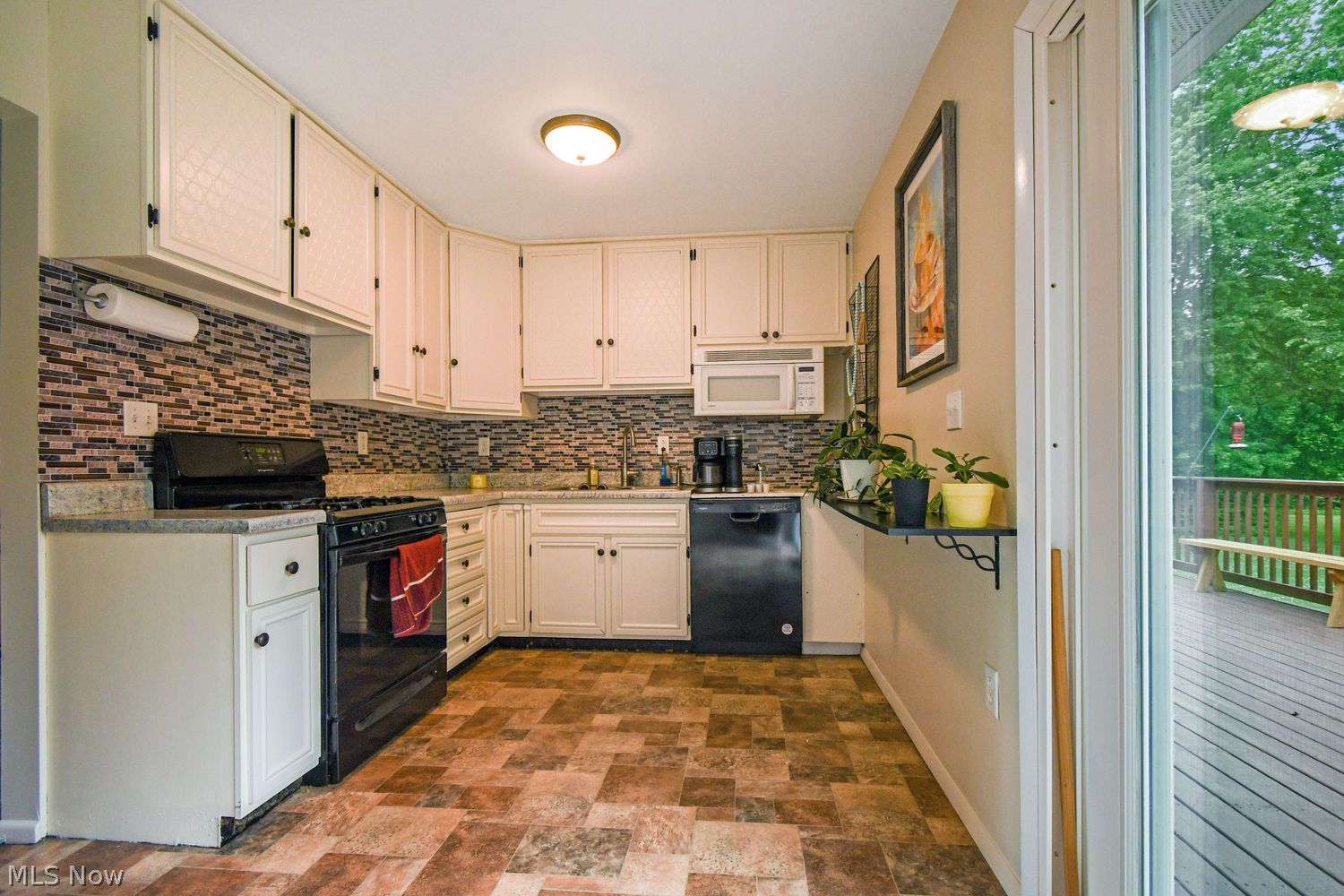 151 W Tibbitts Street Geneva OH 44041