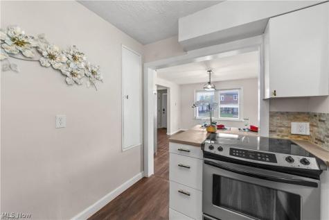 3525 Raymont Road University Heights OH 44118