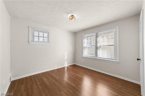 3525 Raymont Road University Heights OH 44118