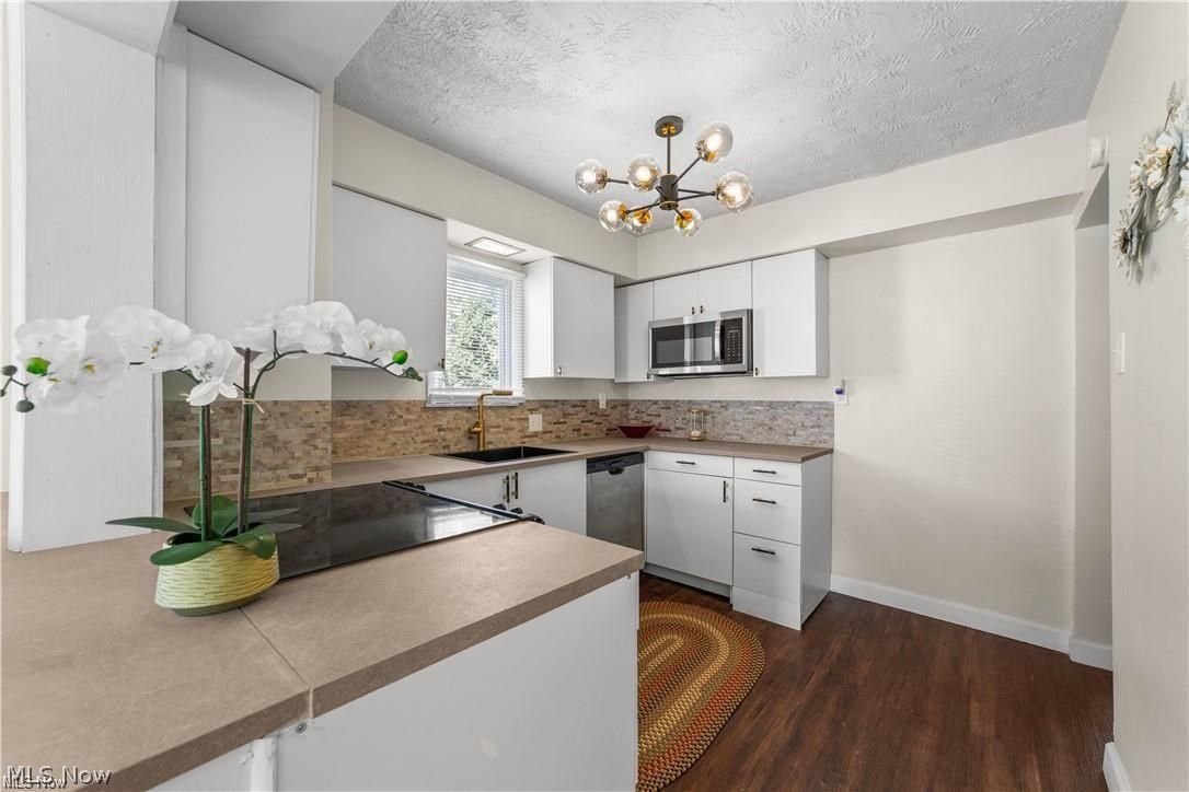 3525 Raymont Road University Heights OH 44118