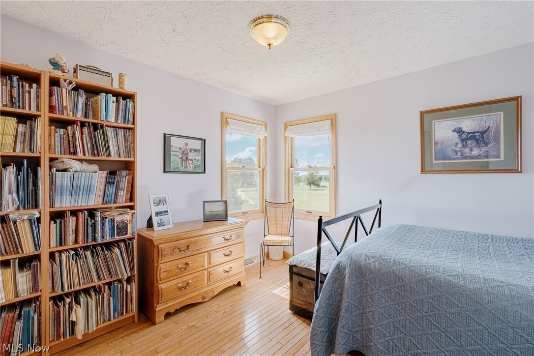 5174 Oakhill Street Louisville OH 44641