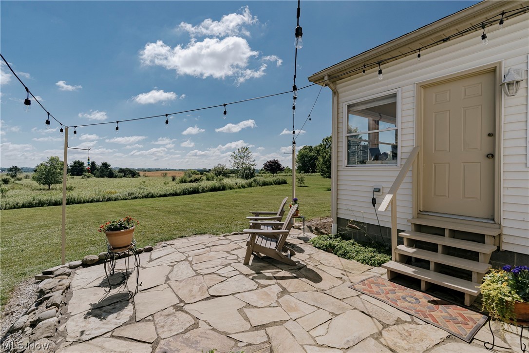 5174 Oakhill Street Louisville OH 44641