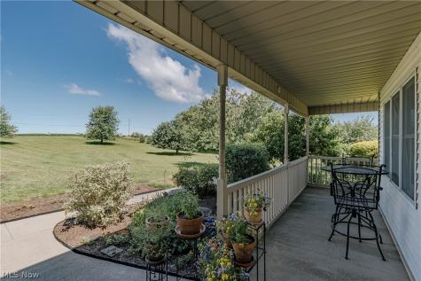5174 Oakhill Street Louisville OH 44641