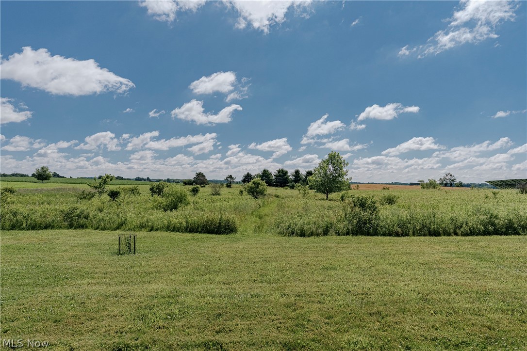 5174 Oakhill Street Louisville OH 44641