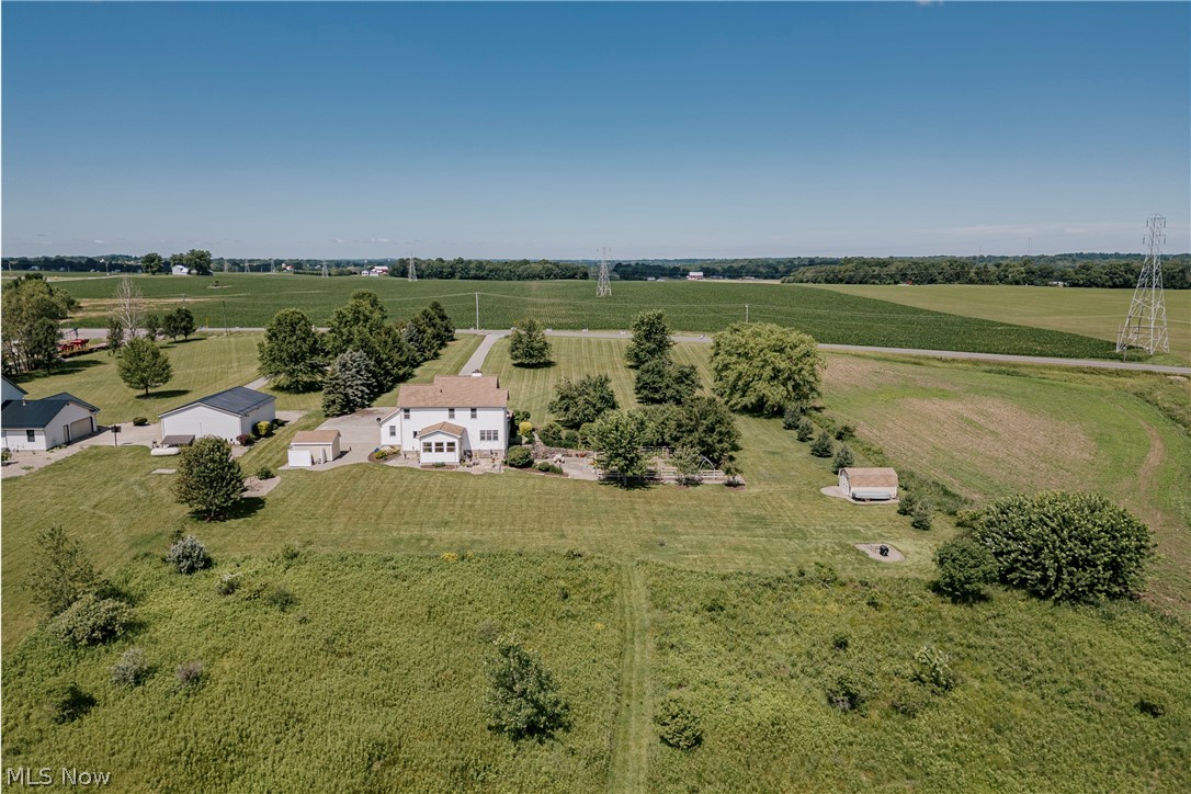 5174 Oakhill Street Louisville OH 44641
