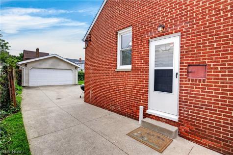 4103 Dawnshire Drive Parma OH 44134