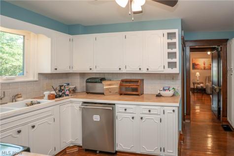 119 5th Street NE North Canton OH 44720