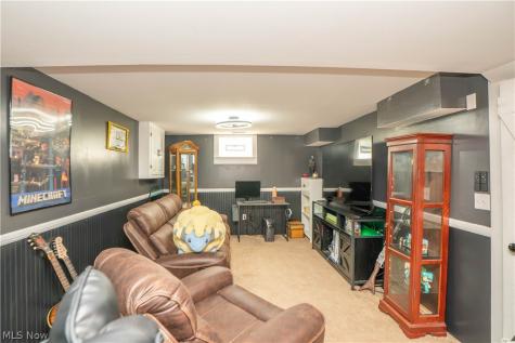 119 5th Street NE North Canton OH 44720