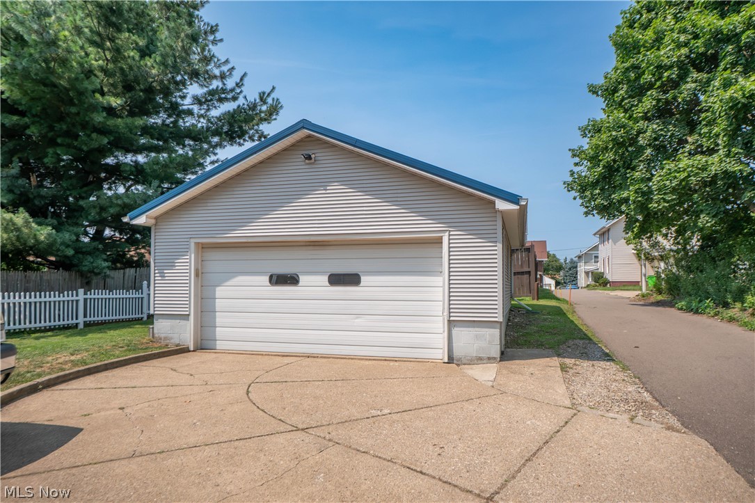 119 5th Street NE North Canton OH 44720