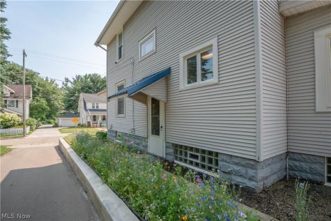 119 5th Street NE North Canton OH 44720
