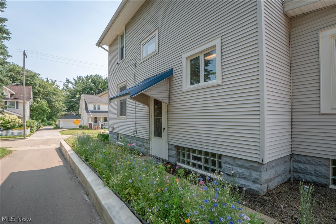 119 5th Street NE North Canton OH 44720