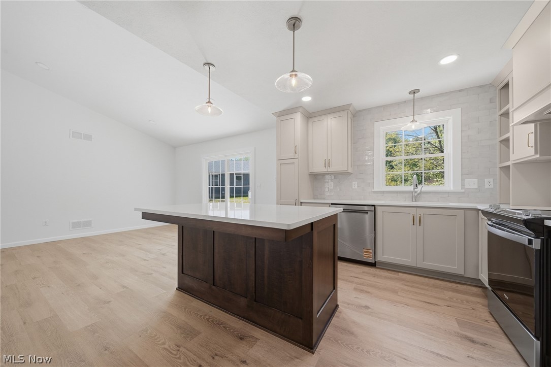 517 Whitetail Trail NE Canton OH 44704