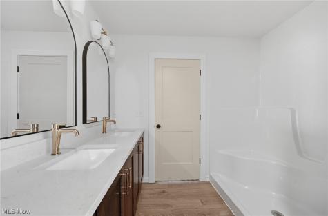 517 Whitetail Trail NE Canton OH 44704