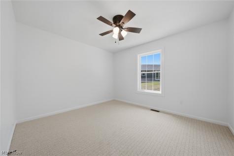 517 Whitetail Trail NE Canton OH 44704