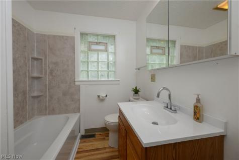 1320 19th Street NE Canton OH 44714
