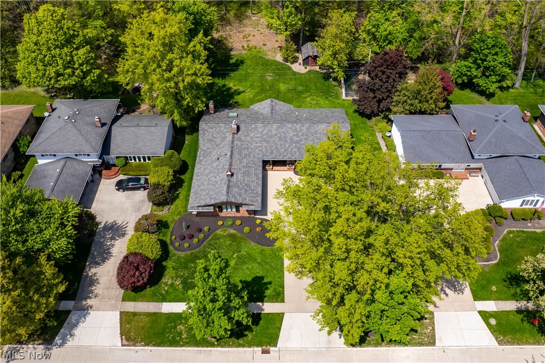 13730 Arrowhead Trail Middleburg Heights OH 44130