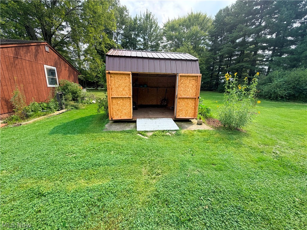3603 Sodom Hutchings Road Cortland OH 44410