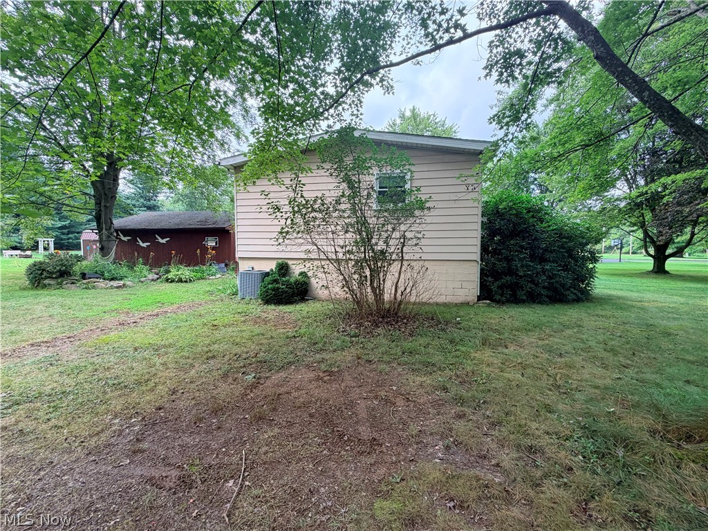 3603 Sodom Hutchings Road Cortland OH 44410